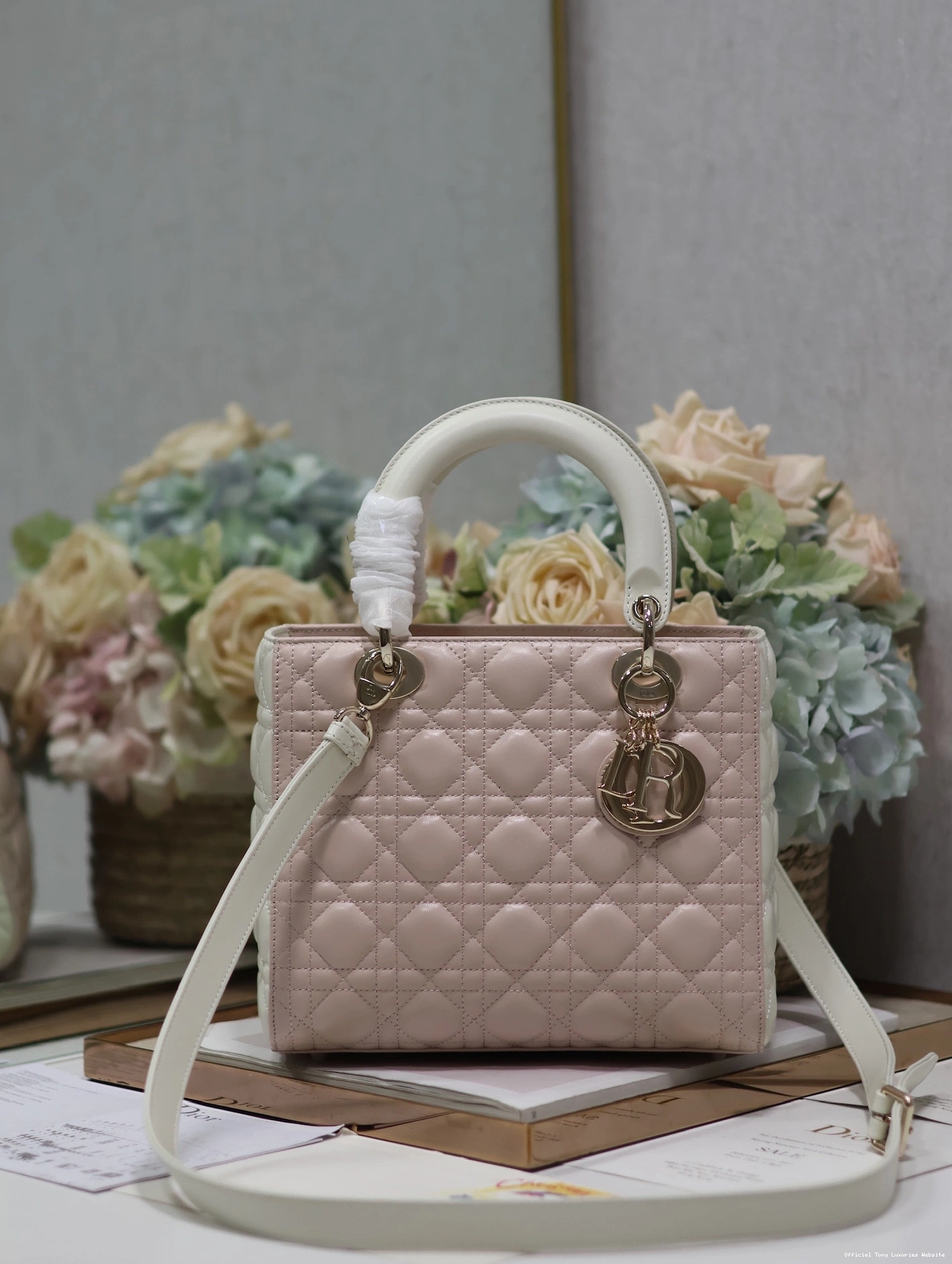 Tony Luxuries LADY DI0R-24CM 0812